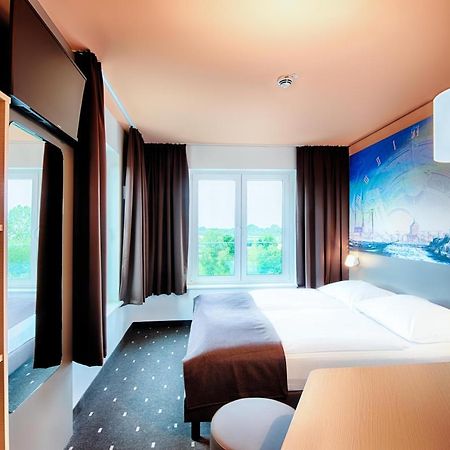 B&B Hotel Rostock-Hafen Luaran gambar